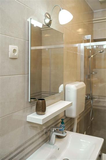 Apartment A2, for 3 persons