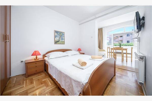 Apartment A2, for 3 persons