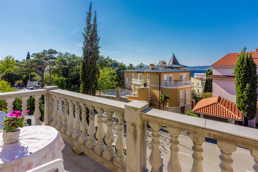 Room S1, for 2 persons