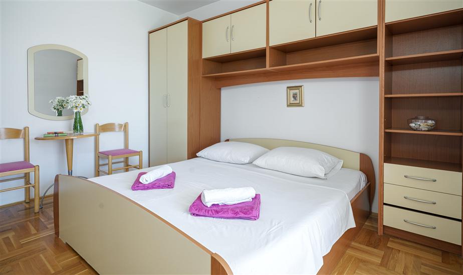 Apartment A4, for 3 persons
