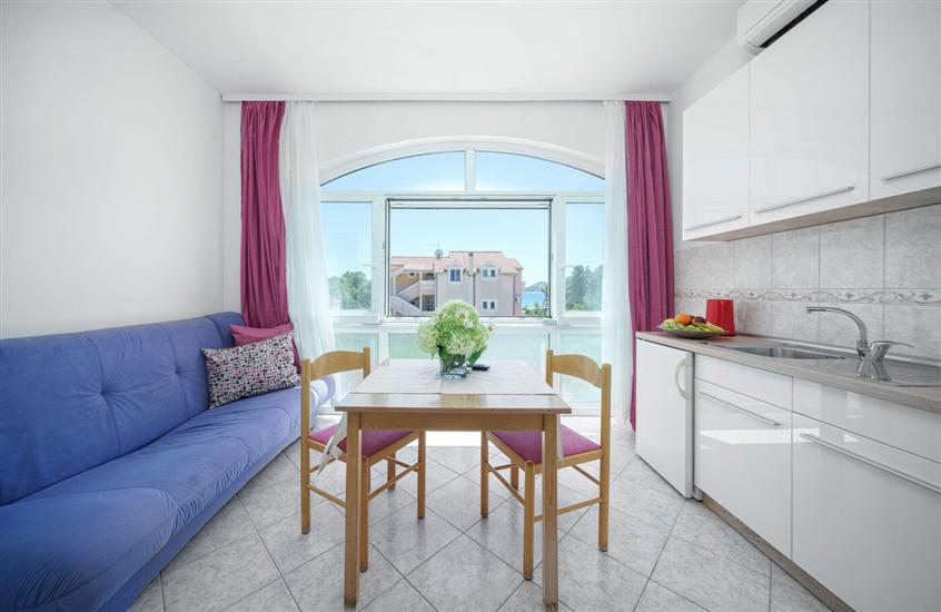 Apartment A4, for 3 persons