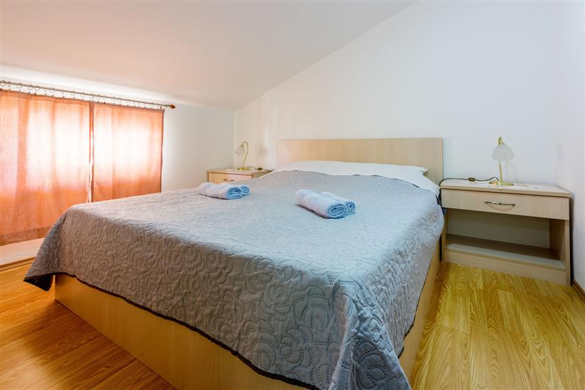 Apartment A2, for 3 persons