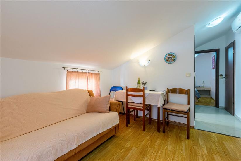 Apartment A2, for 3 persons