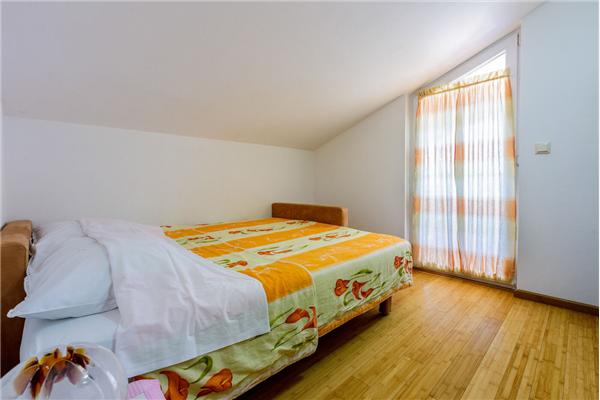 Apartment A3, for 5 persons