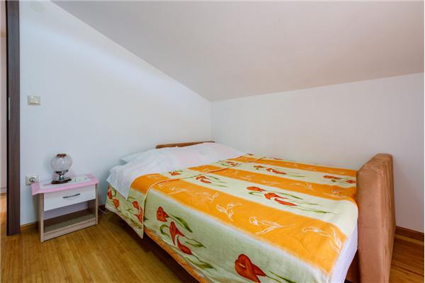 Apartment A3, for 5 persons