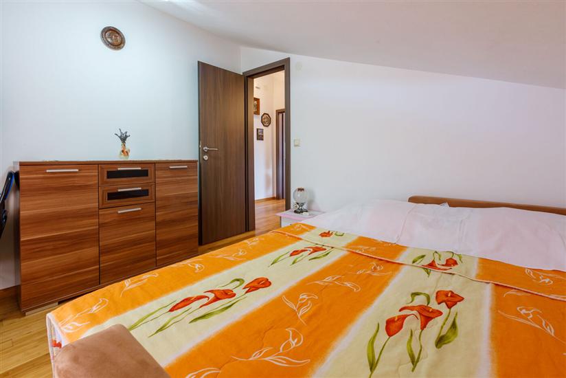 Apartment A3, for 5 persons