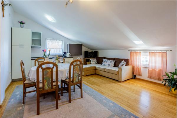 Apartment A3, for 5 persons