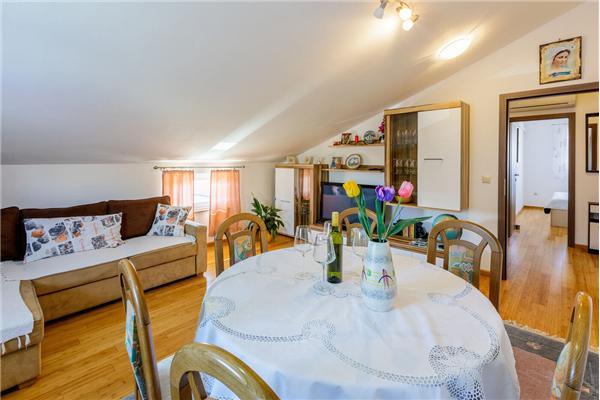 Apartment A3, for 5 persons