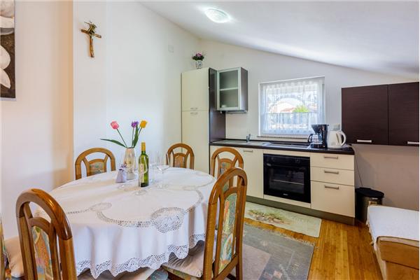 Apartment A3, for 5 persons