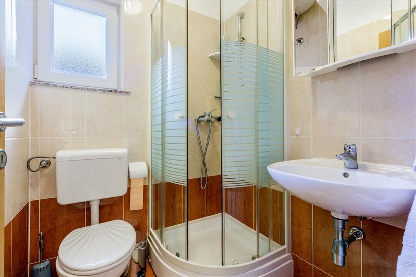 Apartment A4, for 4 persons