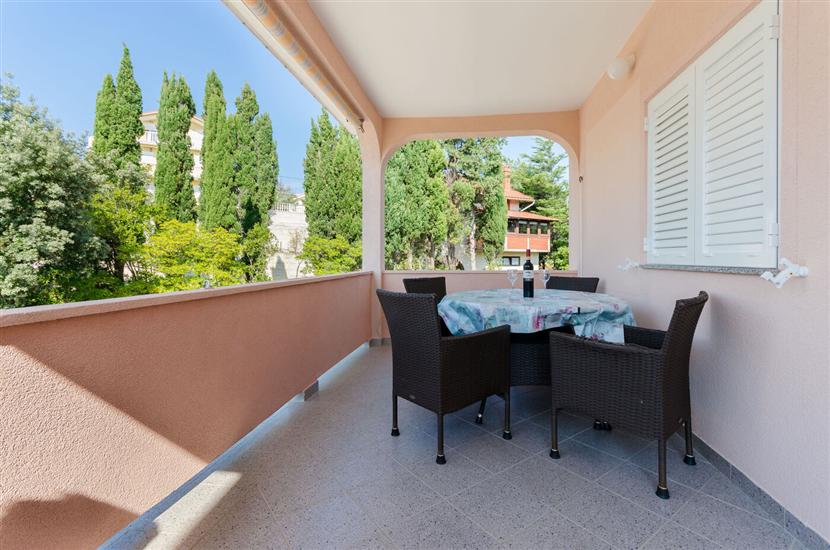 Apartment A1, for 2 persons