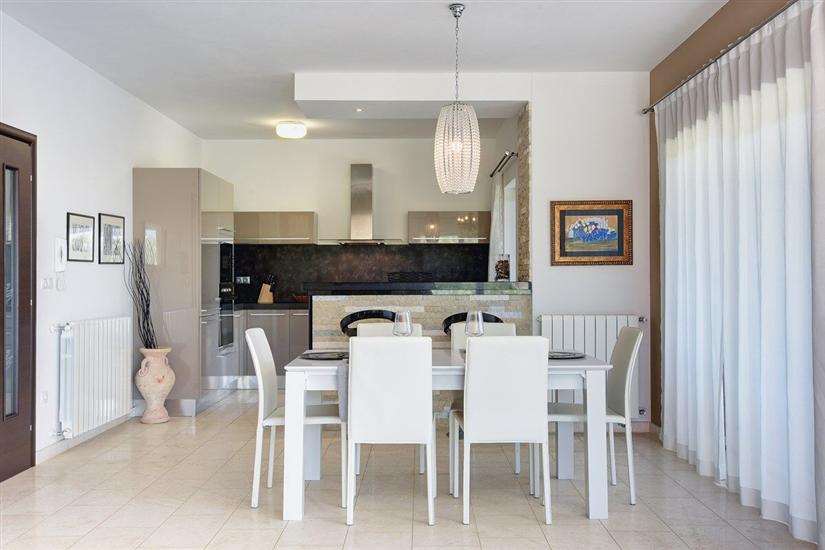 House K1, for 8 persons