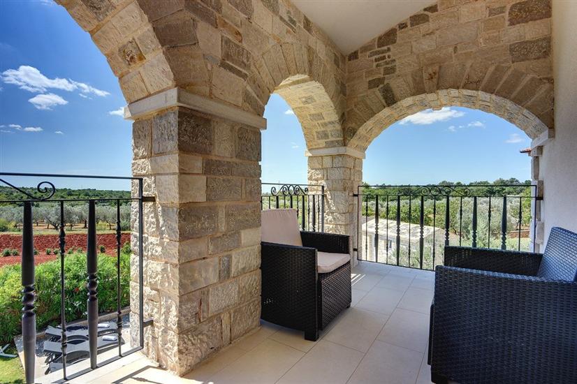 House K1, for 8 persons