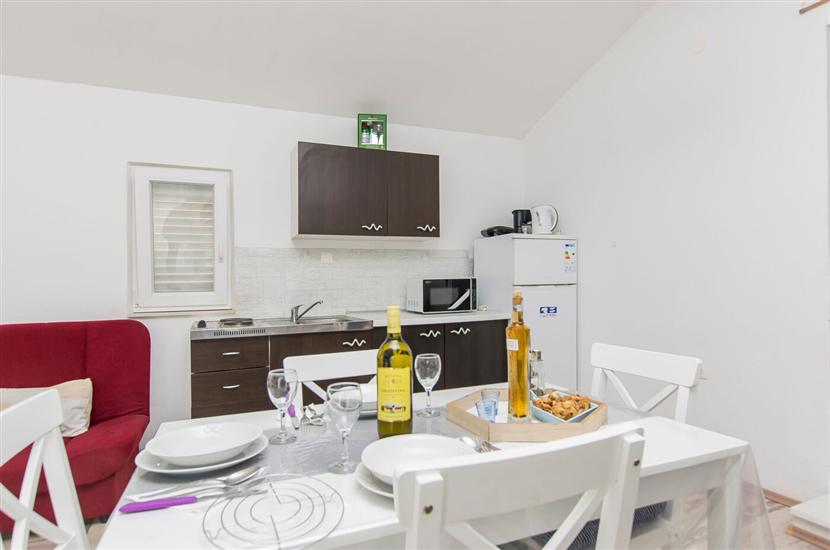 Apartment A2, for 4 persons
