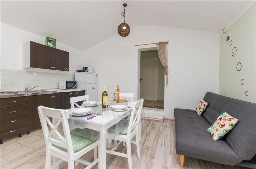 Apartment A2, for 4 persons