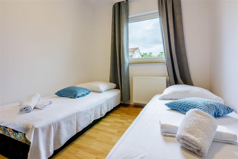 Apartment A2, for 5 persons