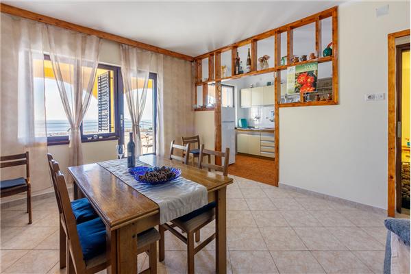 Apartment A1, for 6 persons