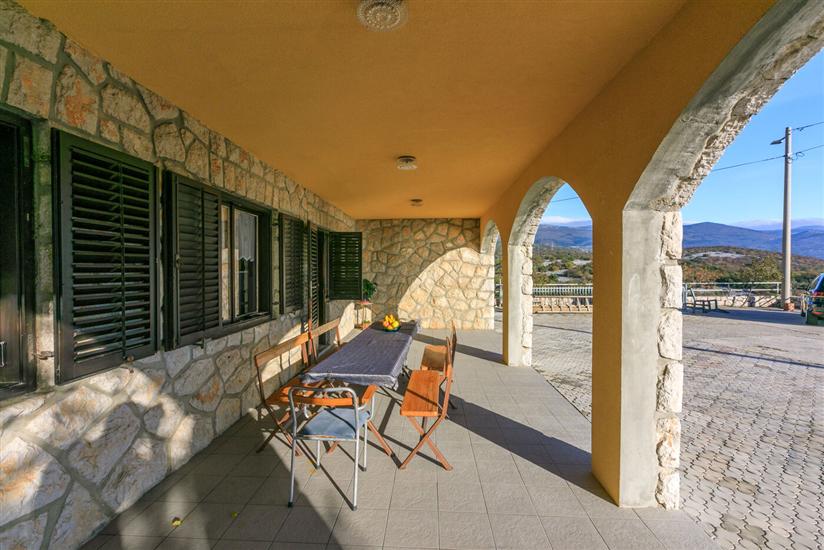 Apartment A1, for 6 persons