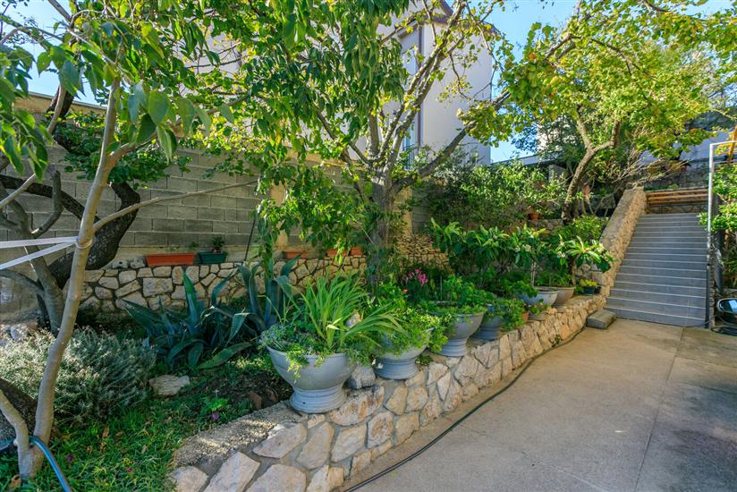 Apartment A1, for 6 persons