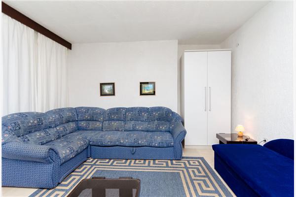 House K1, for 8 persons