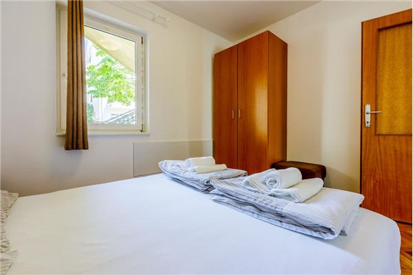 Apartment A2, for 7 persons