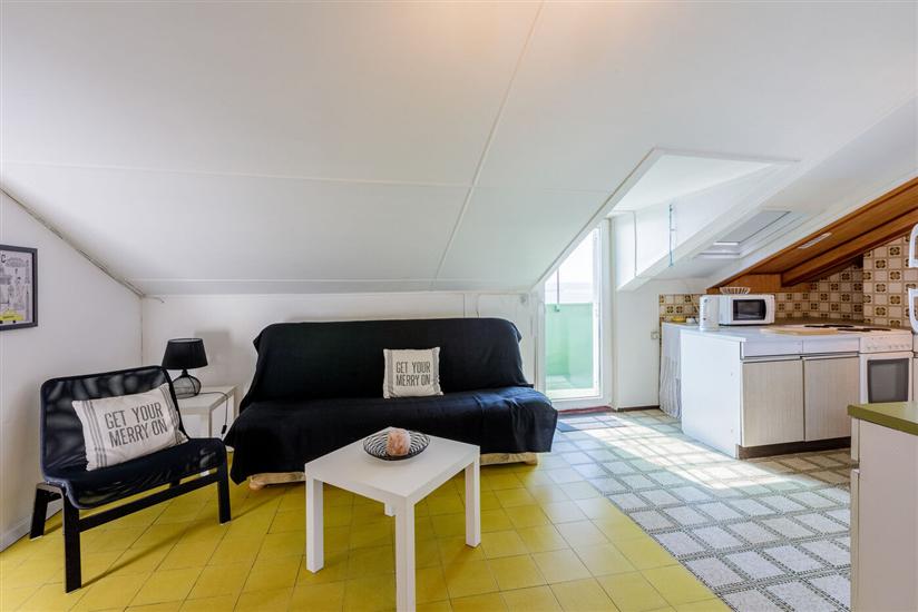 Apartment A3, for 5 persons