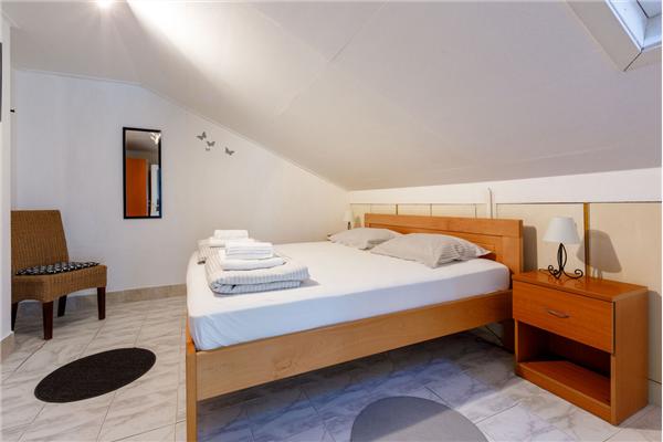 Apartment A3, for 5 persons