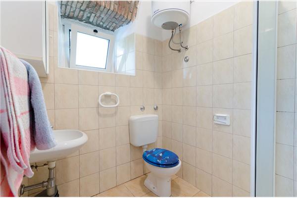 Apartment A6, for 4 persons