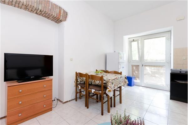 Apartment A6, for 4 persons