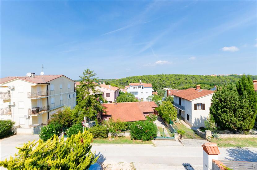 Apartment A4, for 6 persons