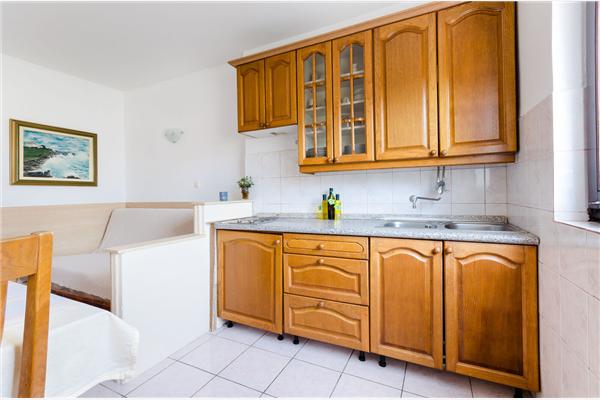 Apartment A4, for 6 persons