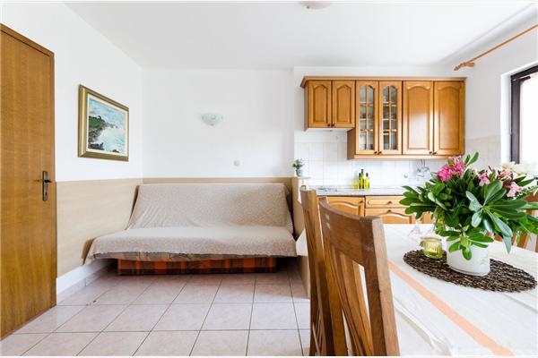 Apartment A4, for 6 persons