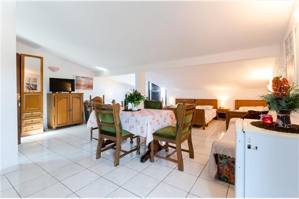 Apartment A7, for 3 persons