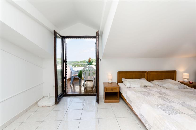 Apartment A7, for 3 persons