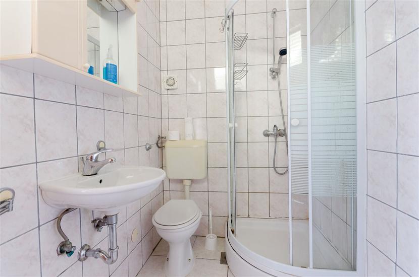 Apartment A7, for 3 persons