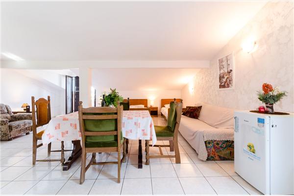 Apartment A7, for 3 persons