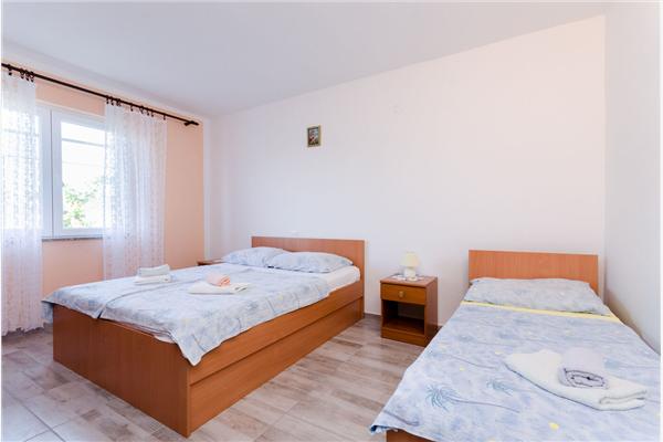 Apartment A1, for 6 persons