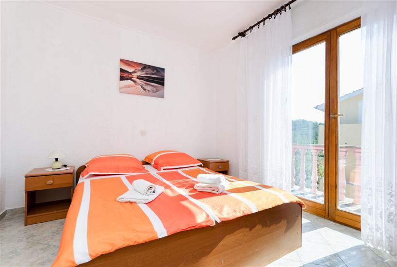 Apartment A3, for 7 persons