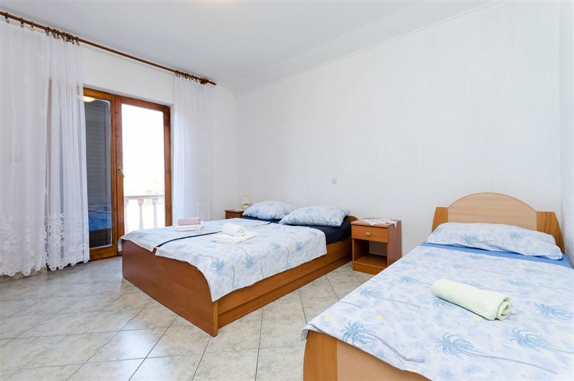 Apartment A3, for 7 persons