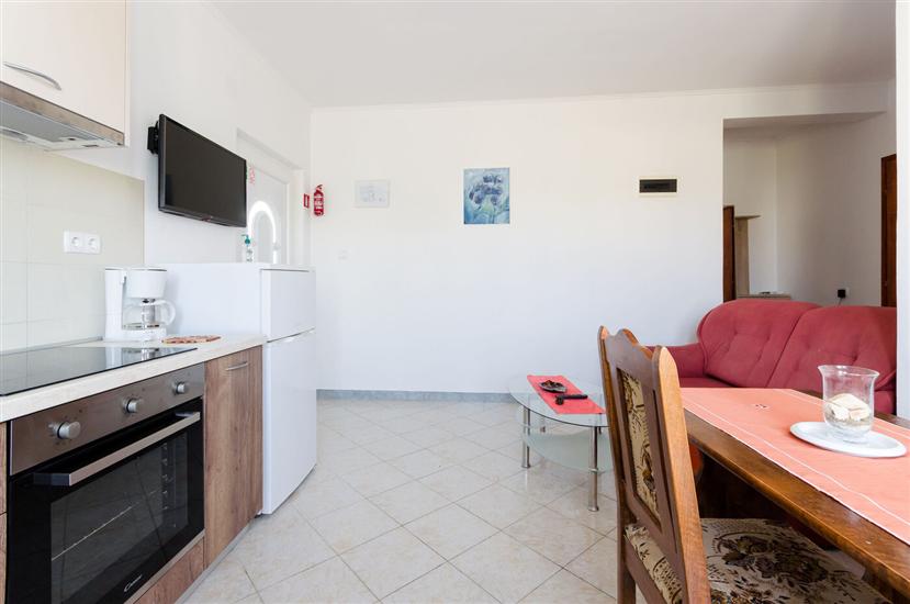 Apartment A4, for 3 persons