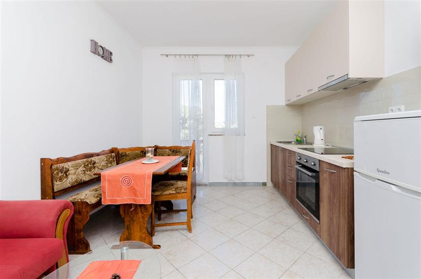 Apartment A4, for 3 persons