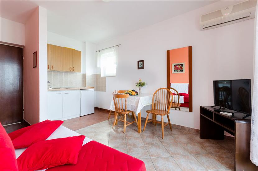 Apartment A1, for 3 persons