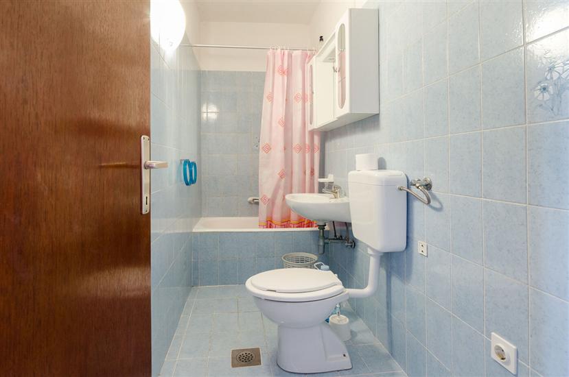 Apartment A1, for 3 persons