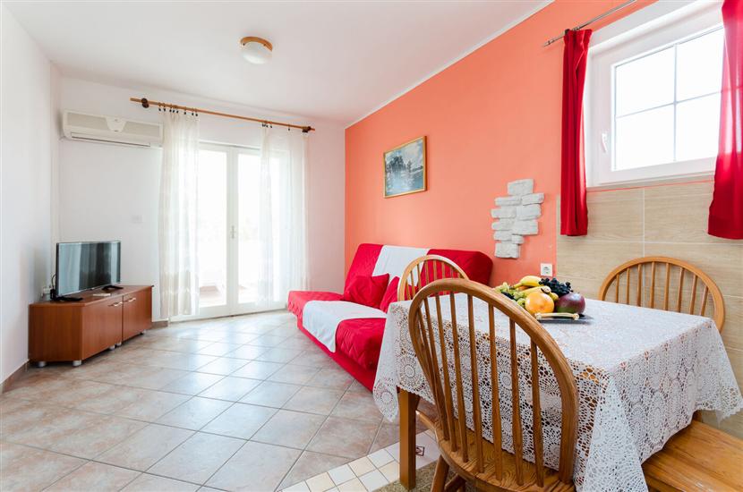 Apartment A2, for 4 persons