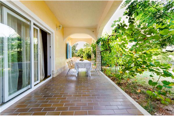 Apartment A4, for 8 persons