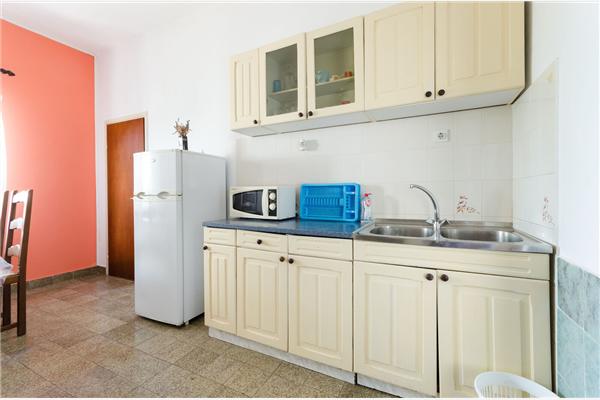 Apartment A4, for 8 persons