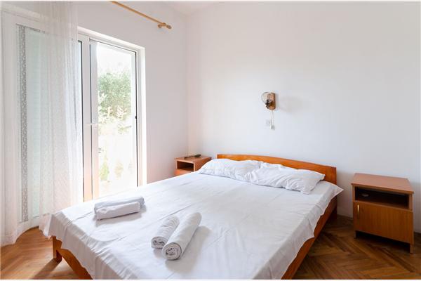 Apartment A4, for 8 persons