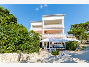 Apartments Ruza-Rajska beach Kvarners islands, Size 90.00 m2, Airline distance to the sea 50 m