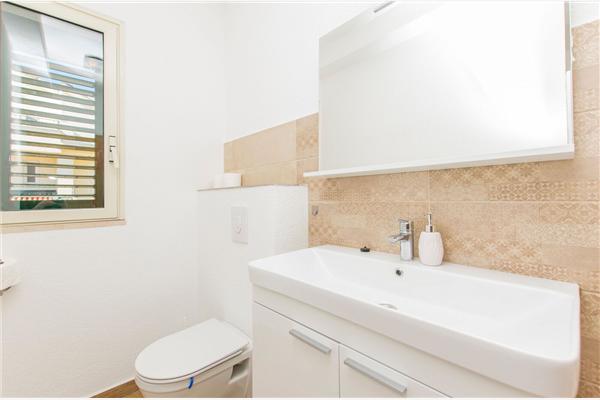 Apartment A1, for 5 persons