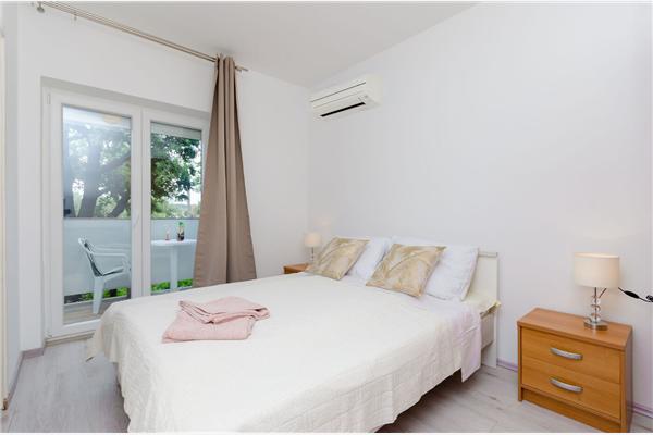 Apartment A1, for 5 persons